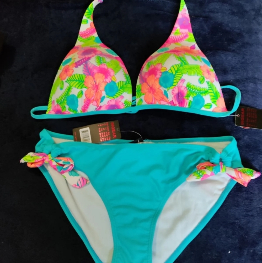 Swim suits